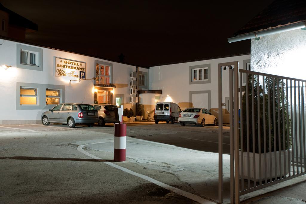 Hotel Vila Tina Zagreb Ngoại thất bức ảnh