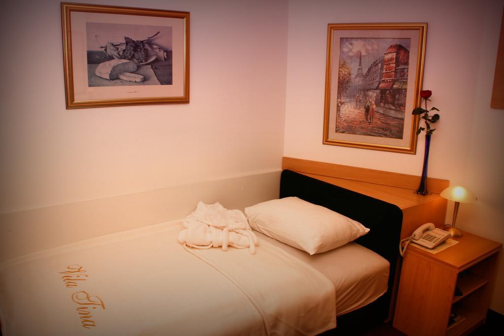 Hotel Vila Tina Zagreb Ngoại thất bức ảnh