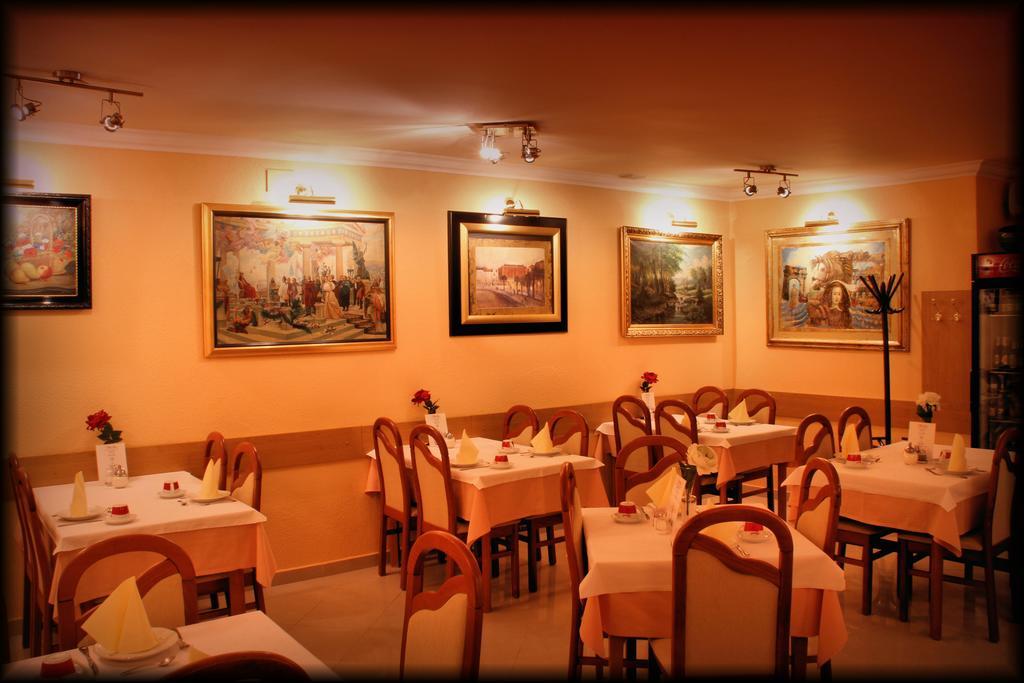 Hotel Vila Tina Zagreb Ngoại thất bức ảnh