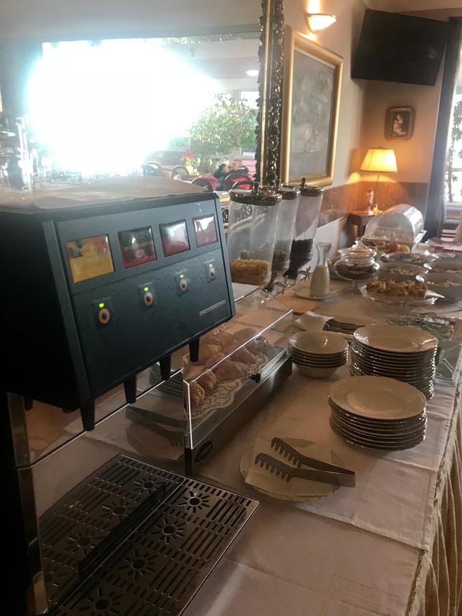 Hotel Vila Tina Zagreb Ngoại thất bức ảnh