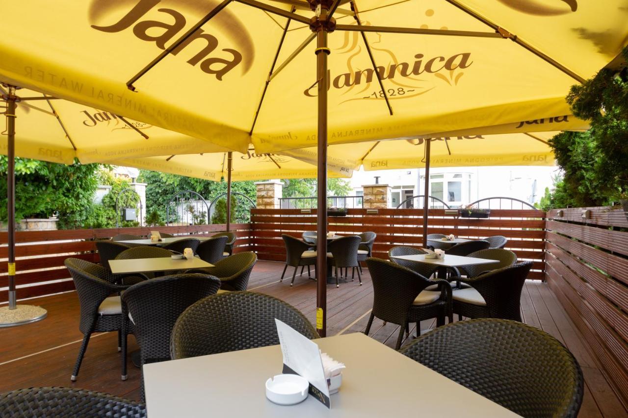 Hotel Vila Tina Zagreb Ngoại thất bức ảnh