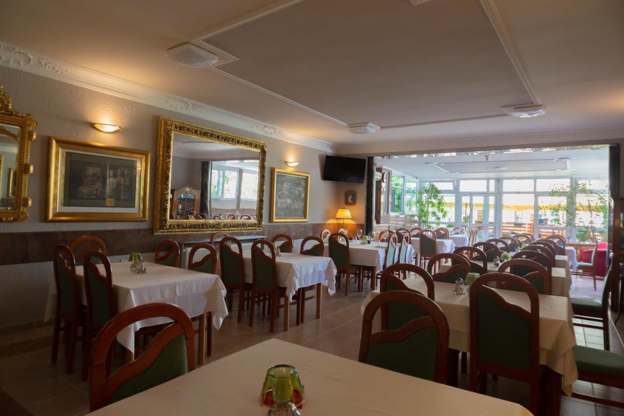 Hotel Vila Tina Zagreb Ngoại thất bức ảnh