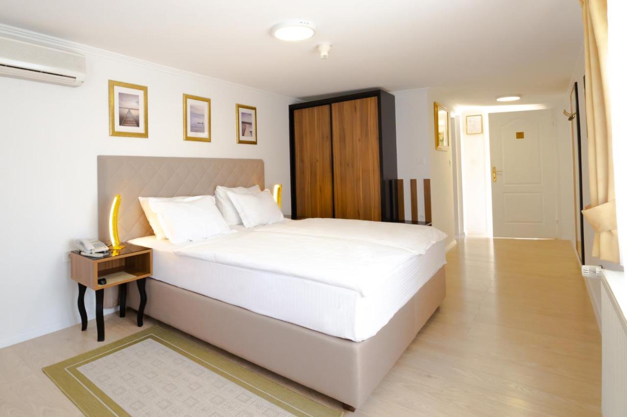 Hotel Vila Tina Zagreb Ngoại thất bức ảnh
