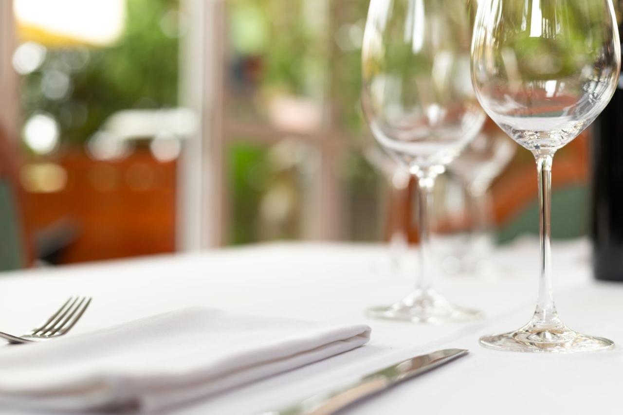 Hotel Vila Tina Zagreb Ngoại thất bức ảnh