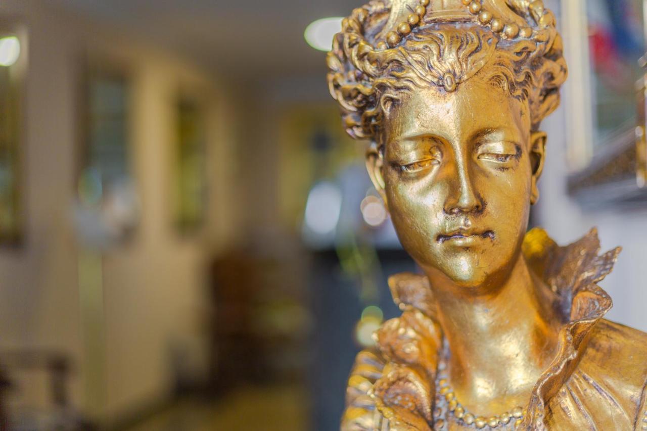 Hotel Vila Tina Zagreb Ngoại thất bức ảnh